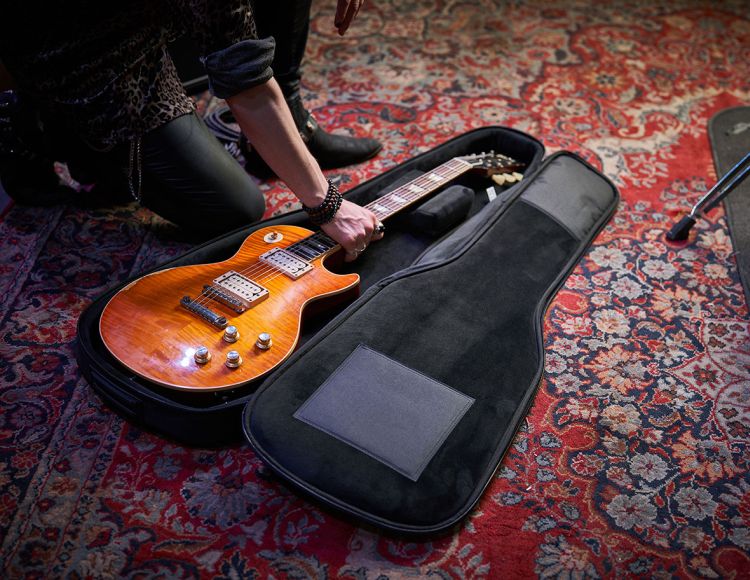 boss-guitar-bag-cb-eg01-noir-accessoires-pour-guit_0007.jpg