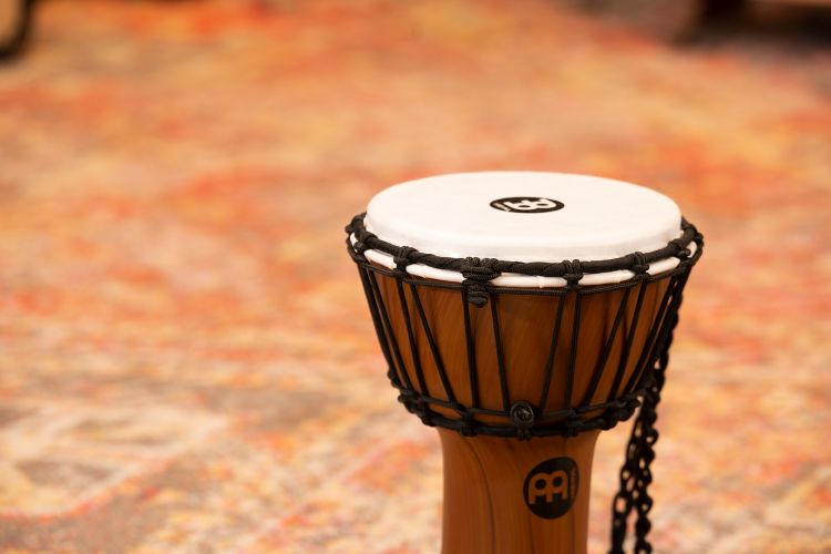 djembe-meinl-junior-twisted-7-17-78-cm-_0006.jpg