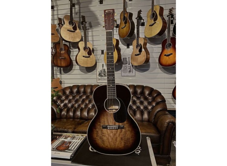 guitare-folk-martin-guitar-modele-ceo-9-custom-sig_0001.jpg