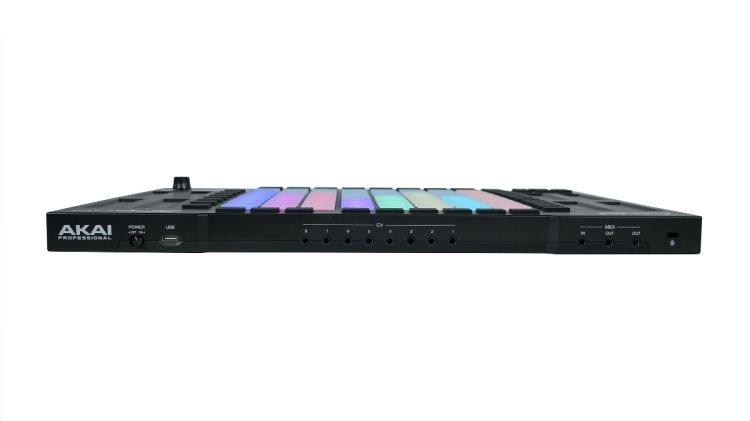 akai-model-apc64-ableton-live-controller-black-_0004.jpg