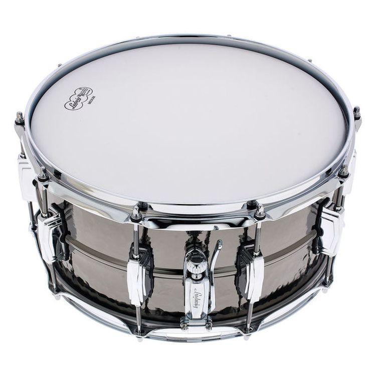 caisse-claire-ludwig-black-beauty-110th-anniversar_0003.jpg