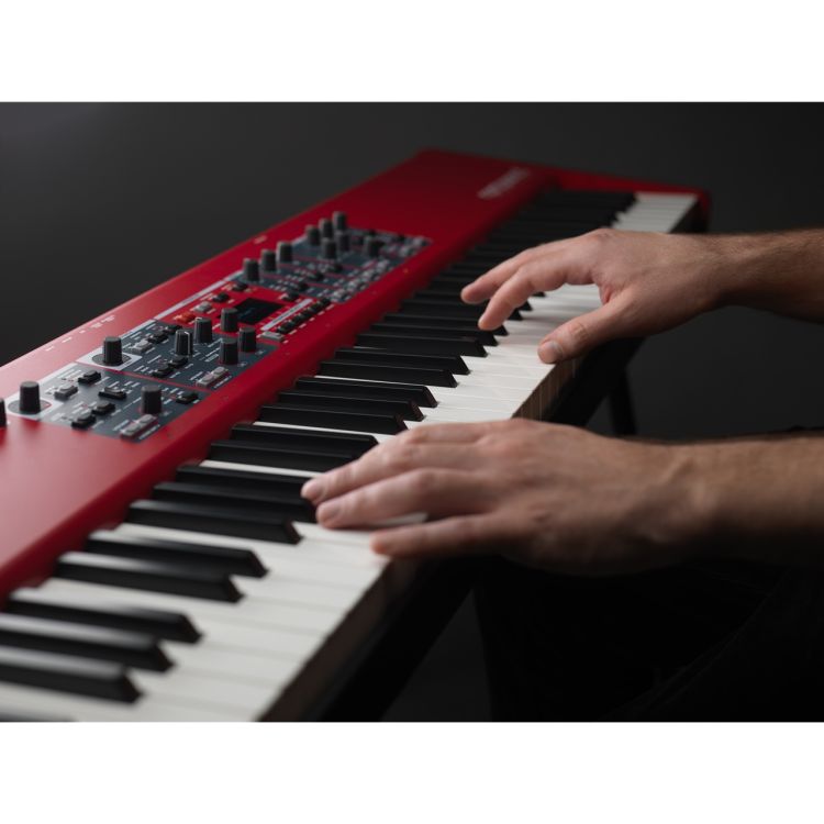 piano-de-scene-nord-modele-piano-5-88-rouge-_0010.jpg