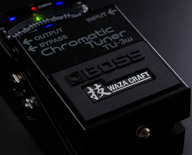 boss-tu-3w-chromatic-tuner-waza-craft-schwarz-zube_0005.jpg