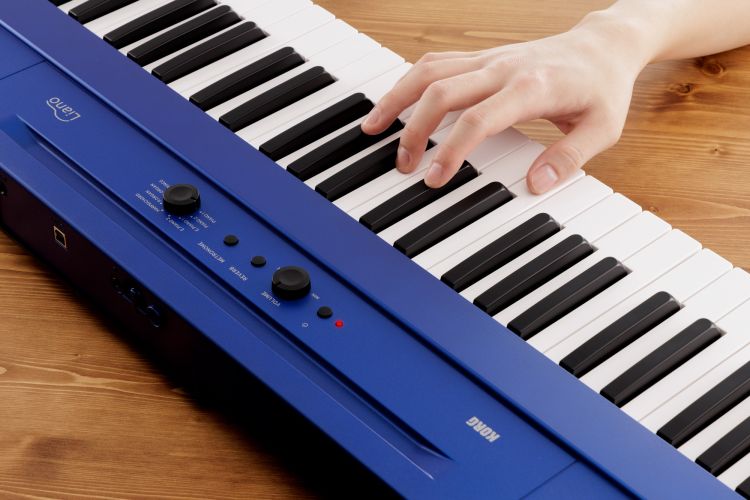 digital-piano-korg-modell-liano-metallic-blue-_0009.jpg