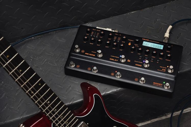 processeur-multi-effets-nu-x-modele-trident-guitar_0004.jpg
