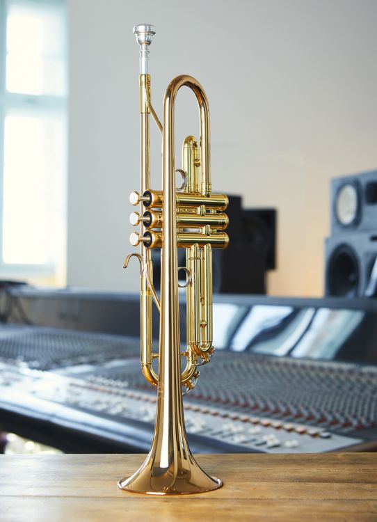 trumpet-in-bb-yamaha-ytr-6335rc-lacquered-gold-_0002.jpg
