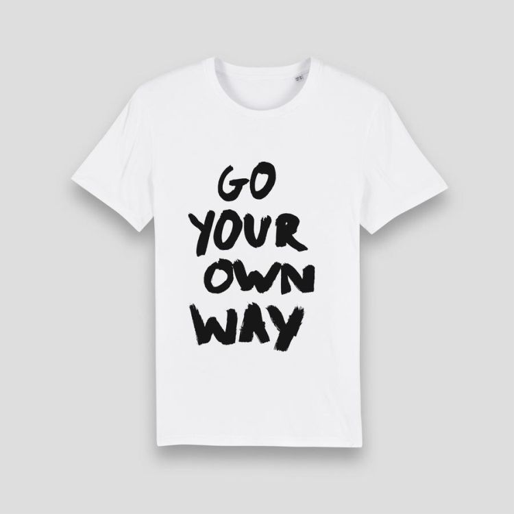 t-shirt-s-go-your-own-way-weiss-marcus-kraft-100_-_0001.jpg