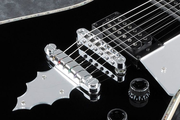 e-gitarre-ibanez-modell-paul-stanley-iceman-standa_0006.jpg