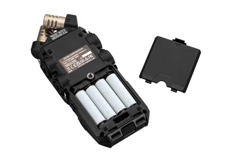 digital-recorcder-zoom-model-h-6essential-black-_0007.jpg