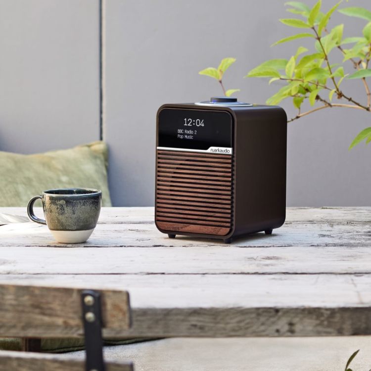radio-ruark-audio-modele-r1-deluxe-bluetooth-radio_0003.jpg