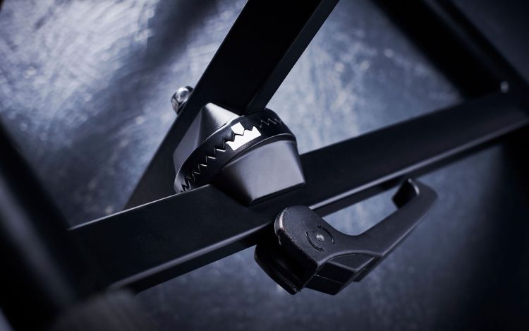amp-stand-boss-model-bas-1-black-_0004.jpg