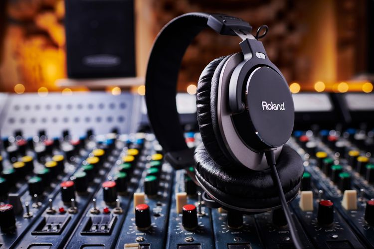 casque-roland-modele-rh-300-studio-monitor-headpho_0002.jpg