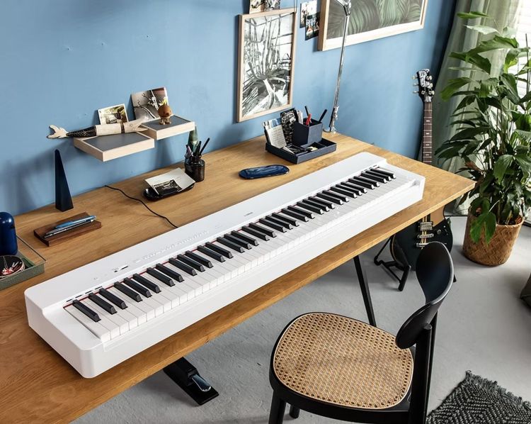 piano-numerique-yamaha-modele-p-225-blanc-_0007.jpg