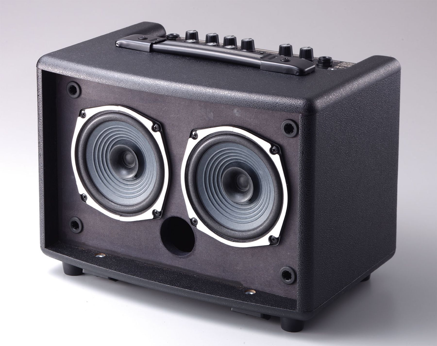 Gitarrenverstärker Roland-0006.jpg