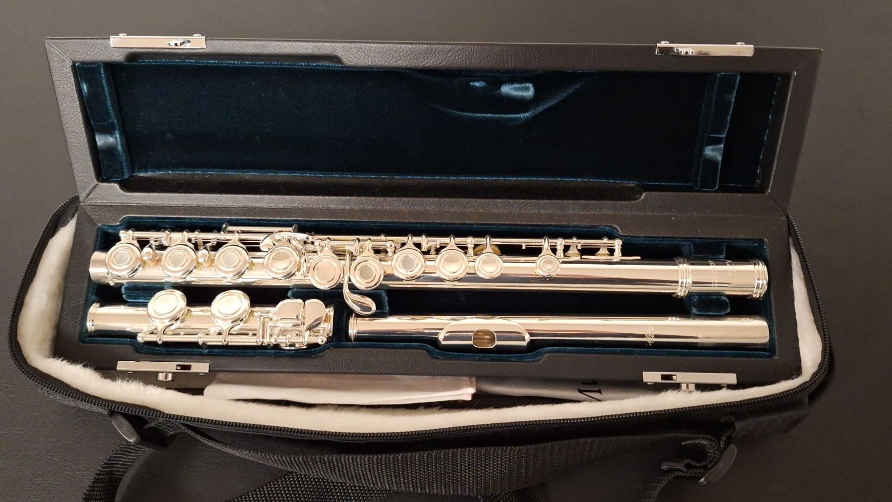 Azumi Querflöte-0002.jpg