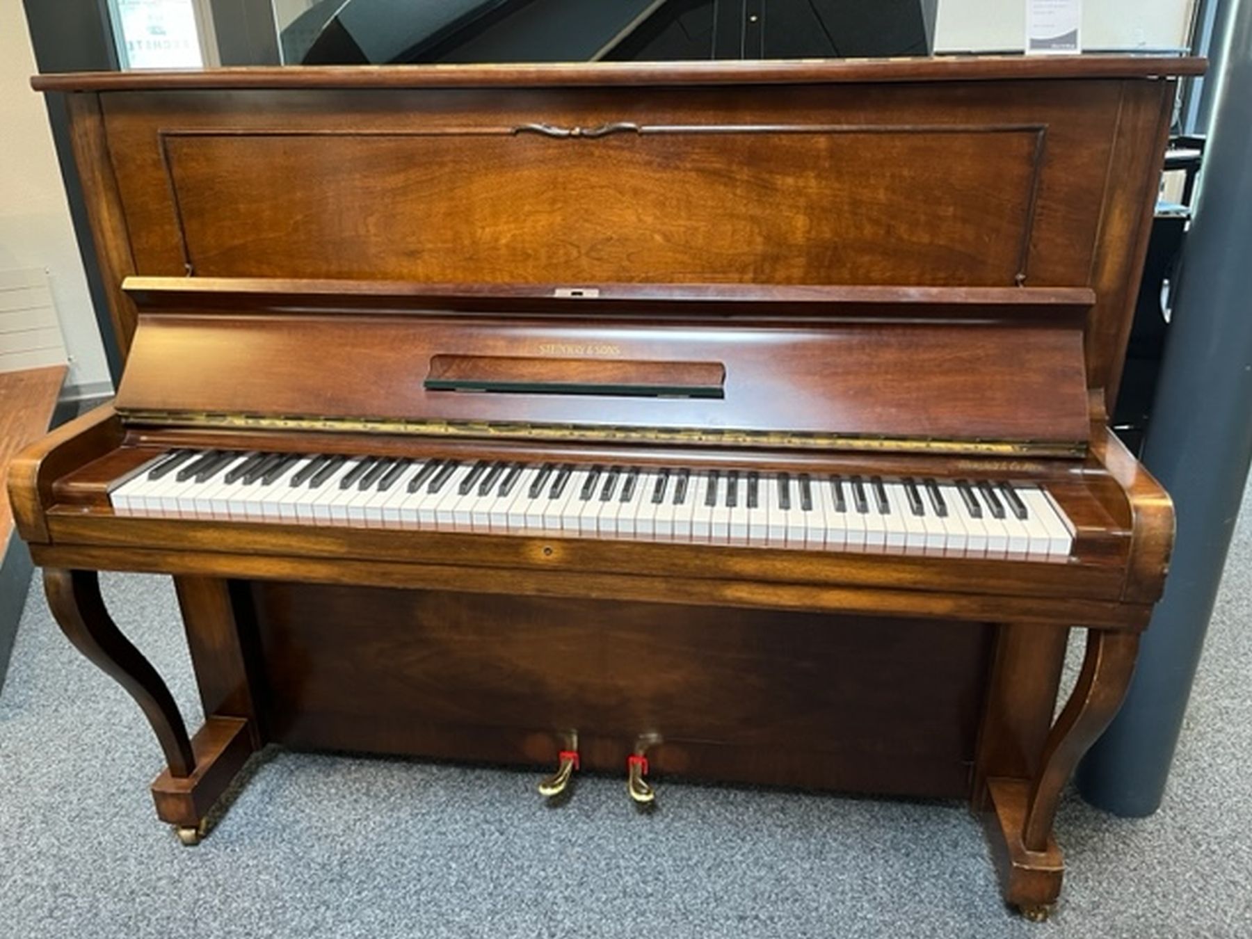 Klavier Steinway & Sons-0001.jpg