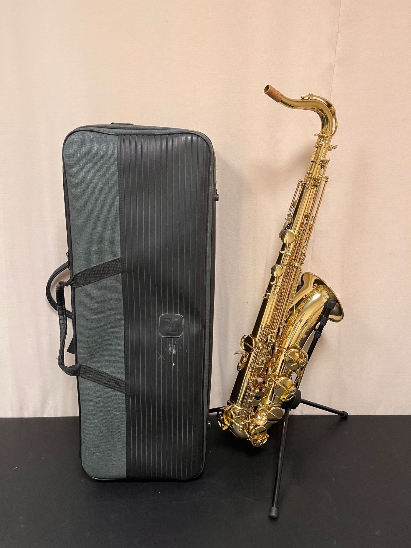 Occasion Tenorsaxopon-0001.jpg