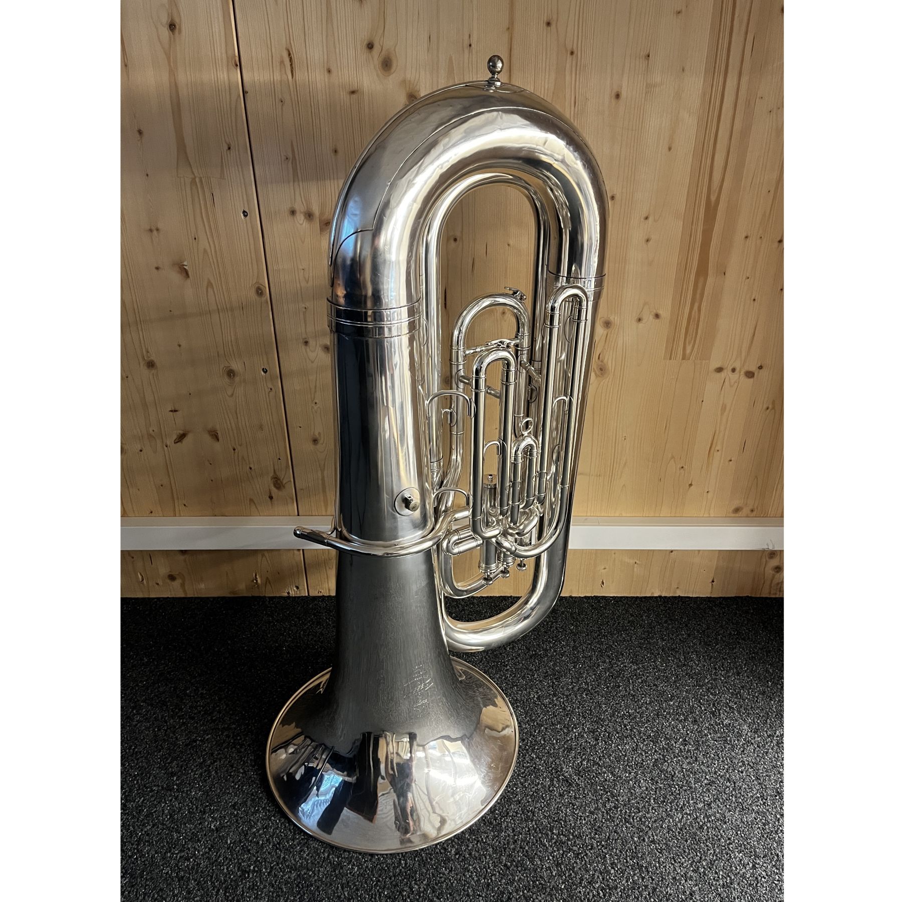 Occasion Bb-Tuba-0001.jpg