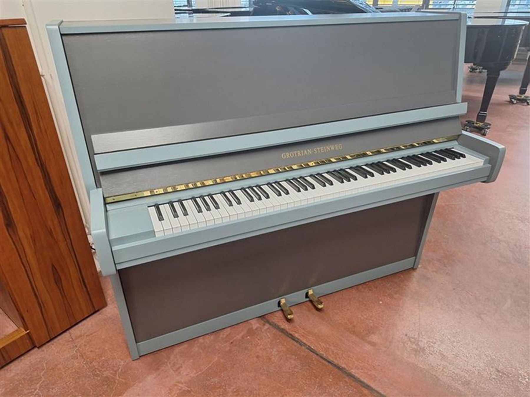 Occasion Klavier-0001.jpg